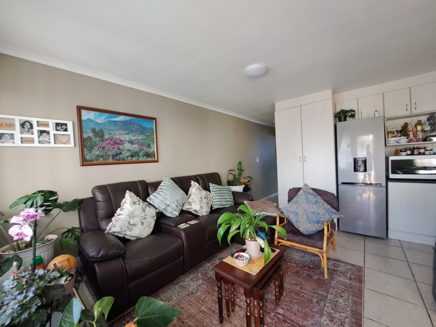 1 Bedroom Property for Sale in Strand North Western Cape